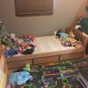 SINGLE BED W/ DRAWERS AND MATCHING DRESSER offer Home and Furnitures