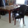 Kitchen table and 4 chairs  offer Home and Furnitures