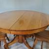 Kitchen table w/ 2 chairs offer Home and Furnitures
