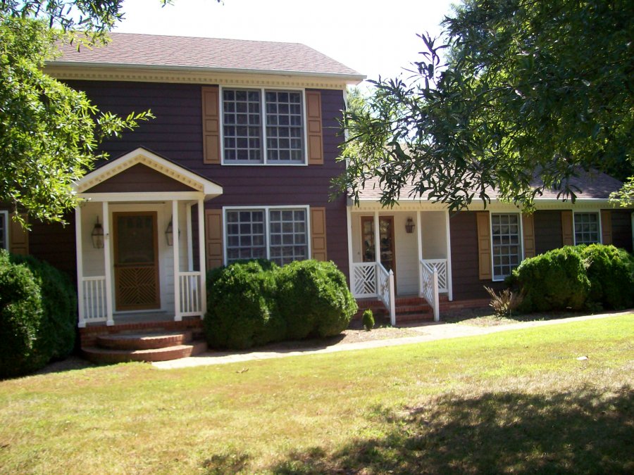 Charming 2 story home For Sale In Halifax, Va. 434 476 6336 Virginia