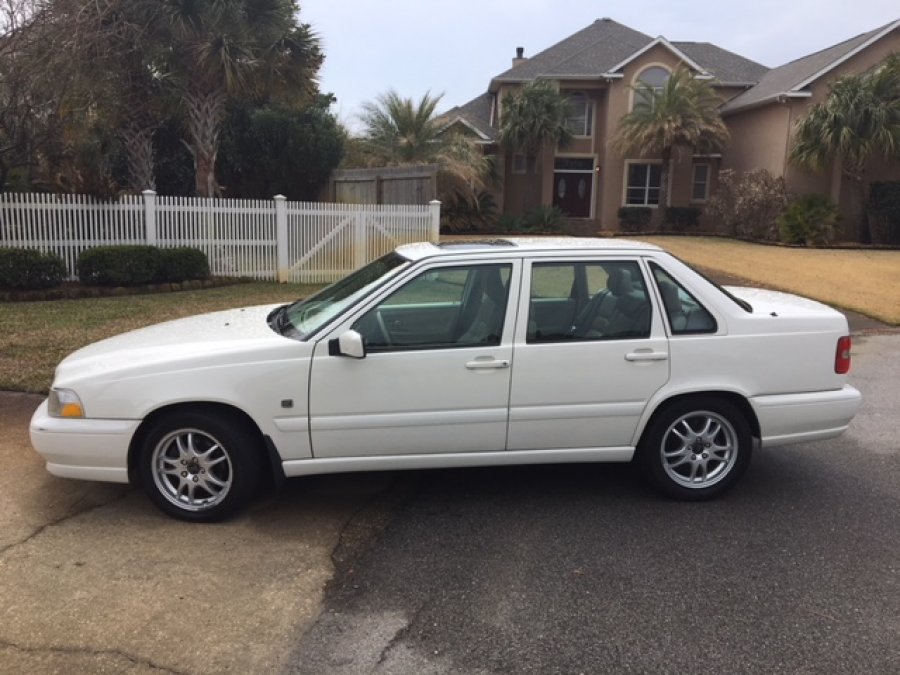 Volvo s70 фото