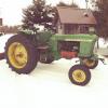 John Deere 2010 tractor