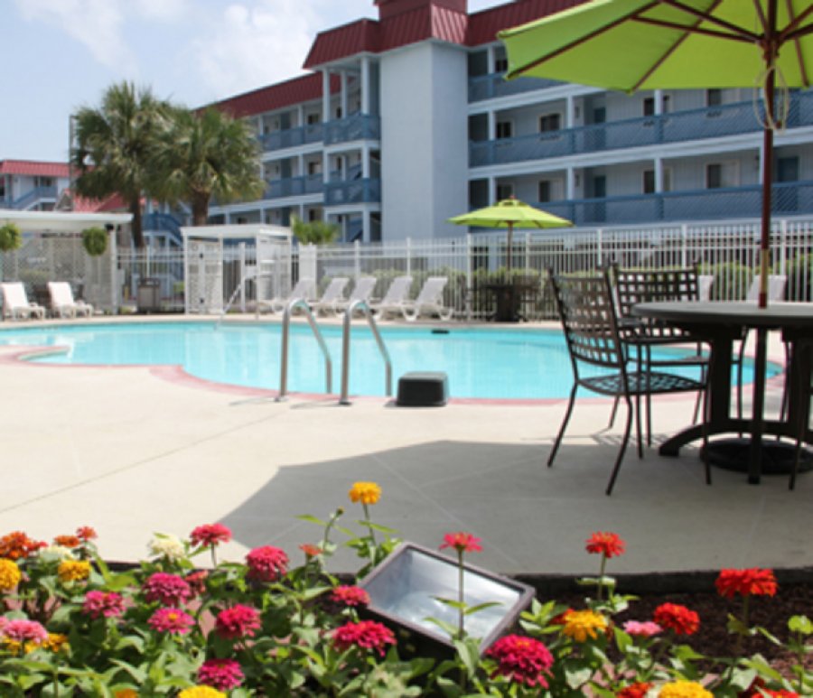 Ocean Beach Front Resot Condo up to 6 ppl, 2 bds 2 full baths 2 paking