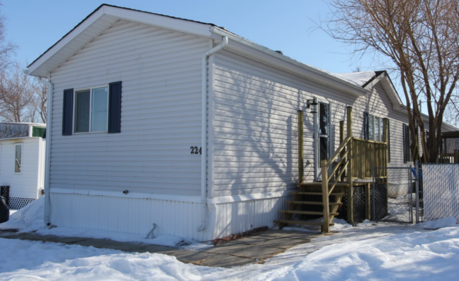 BEAUTIFUL MOBILE HOME FOR SALE READY TO MOVE IN Alberta Classifieds 