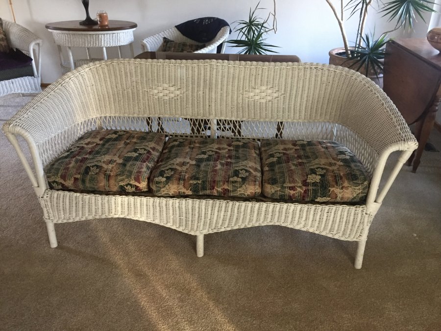 Two Antique wicker couches San Jose Classifieds 95070 Saratoga 400