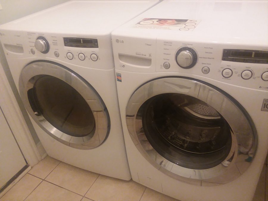 almost-new-lg-true-steam-washer-dryer-excellent-condition