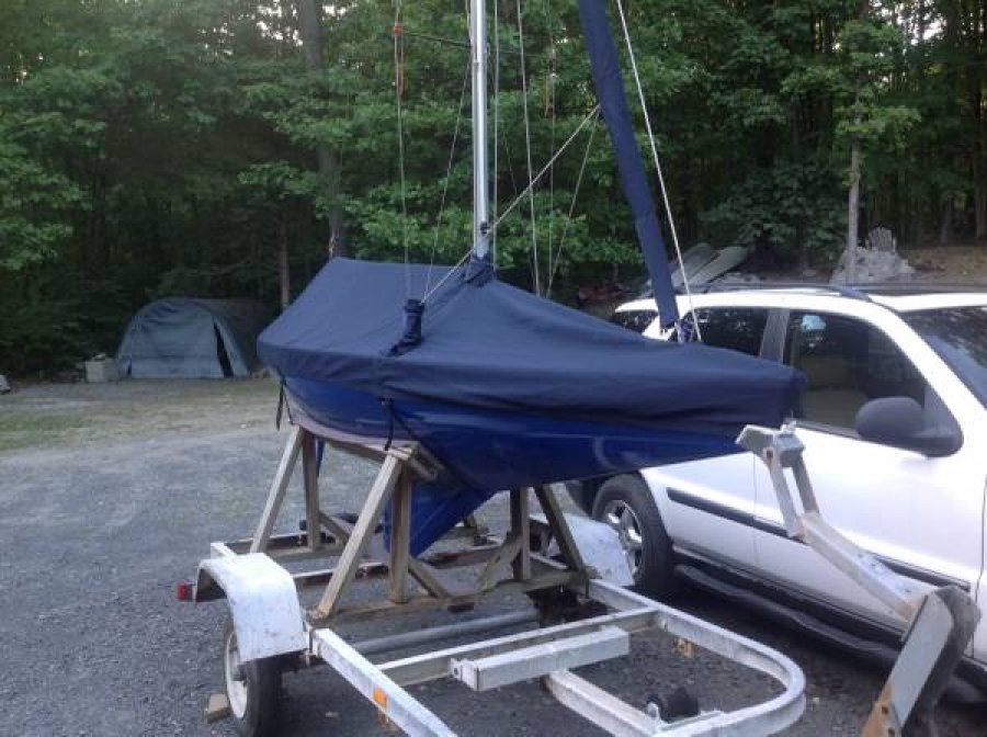 2.4 m sailboat for sale