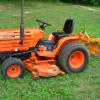 KUBOTA 4WD B7200 HST TRACTOR