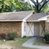 Cute home with 3 bedrooms and 2 bathrooms on the east side offer House For Rent