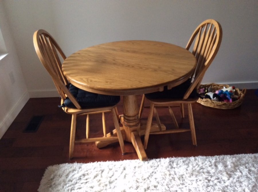 solid oak kitchen table set w chair on wheels