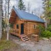 Clean three bedroom cabin for rent 