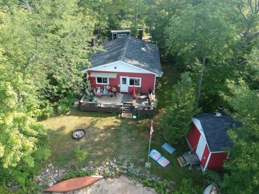 Beautiful Cottage for sale near sault ste marie Ontario.. Ontario