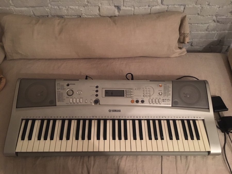 YAMAHA PSR E303 KEYBOARD RECORDING SEQUENCER | New York Classifieds ...