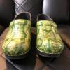 4 pairs of Dansko clogs, size 39 (US 9 Ladies)