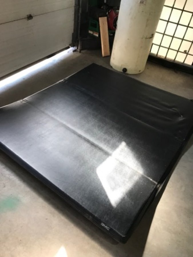 Bed cover | Hartford Classifieds 06029 Ellington | Truck | Vehicle