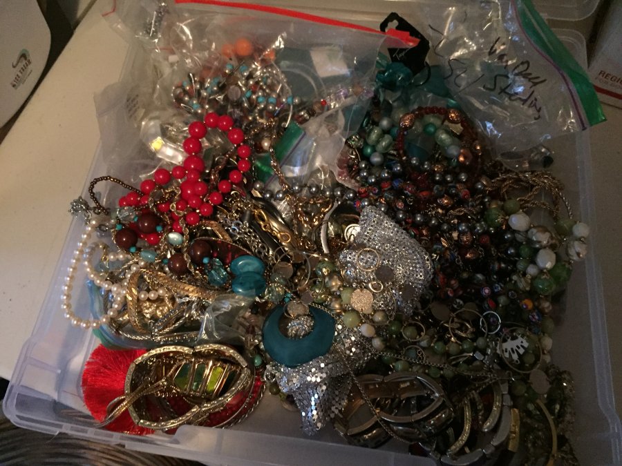 Estate Sale | Cleveland Classifieds 44087 | $1 | Garage and Moving Sale | Items For Sale | deal ...