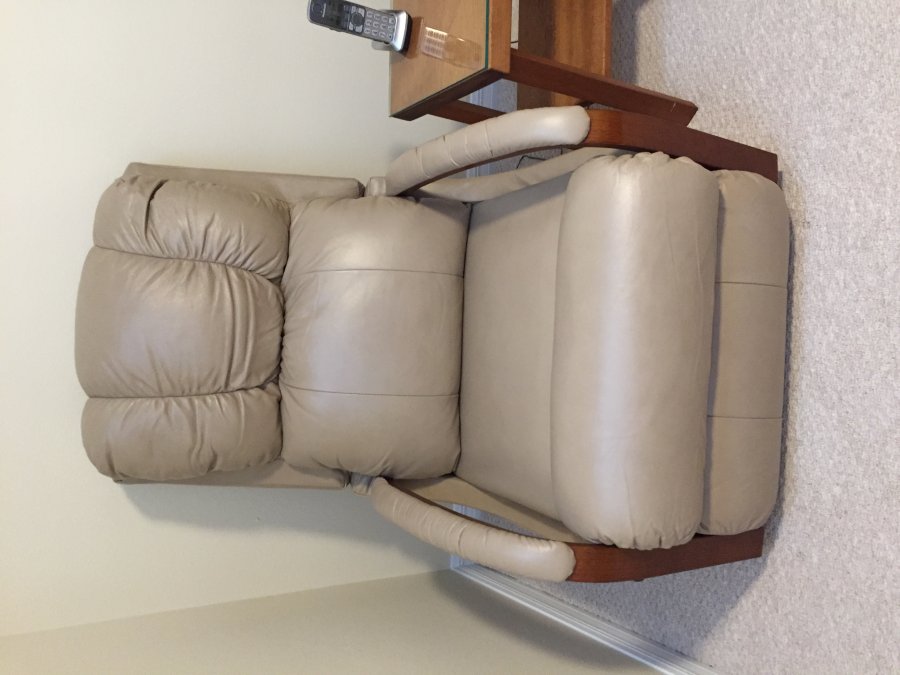 Leather LaZBoy Recliners Palm Bay Classifieds 32909 MELBOURNE BEACH