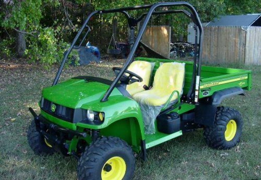 John Deere Gator 4x4 Precio