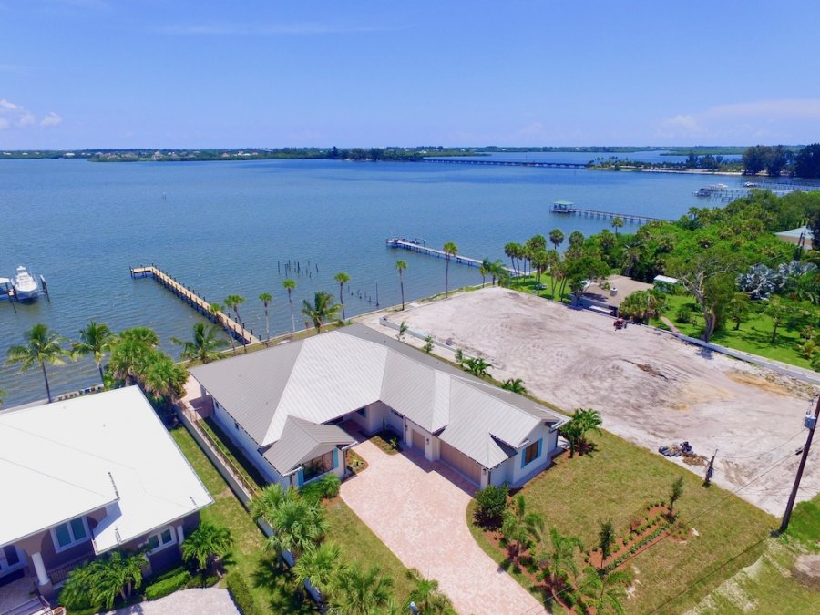 Waterfront Lot! 8960 44th Ave, Sebastian Florida Classifieds 32958