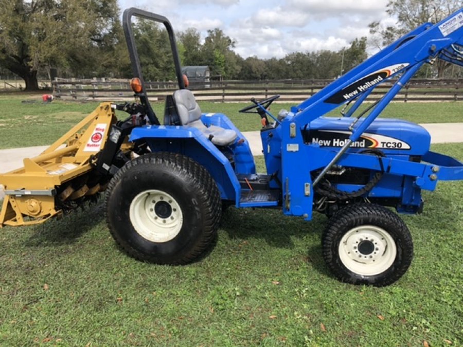 New Holland TC 30 Tractor and Attachments For Sale | Tampa Classifieds ...