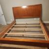 KING WOOD BEDFRAME