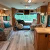 2001 Georgie Boy Landau 3502DS